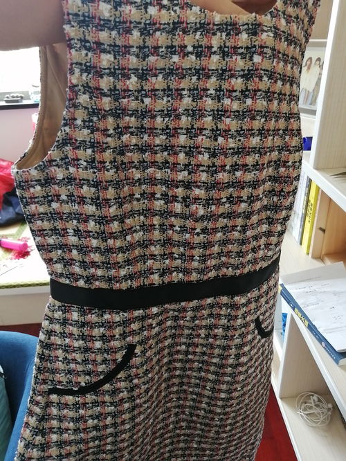 品牌溢價還是化纖價值？解析千元服裝背后的經(jīng)濟(jì)邏輯